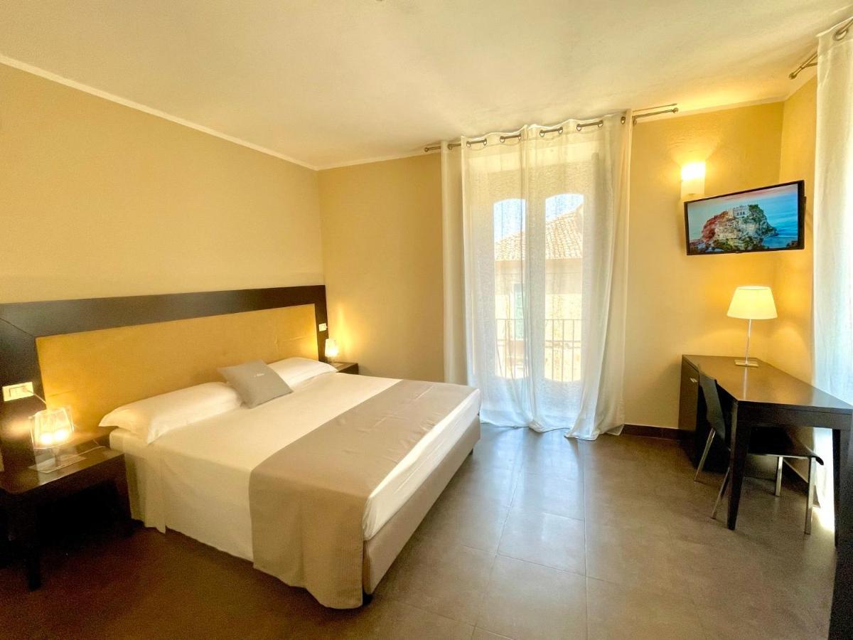 Residenza Il Barone Bed & Breakfast Tropea Exterior photo